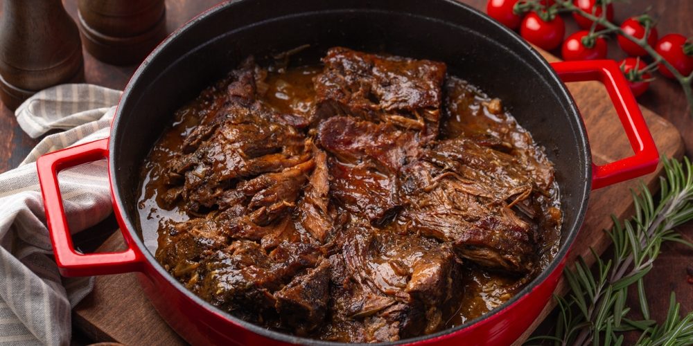 Braised,Beef,,Slow,Cooked,Meat,Stew,In,Cast,Iron,Cooking